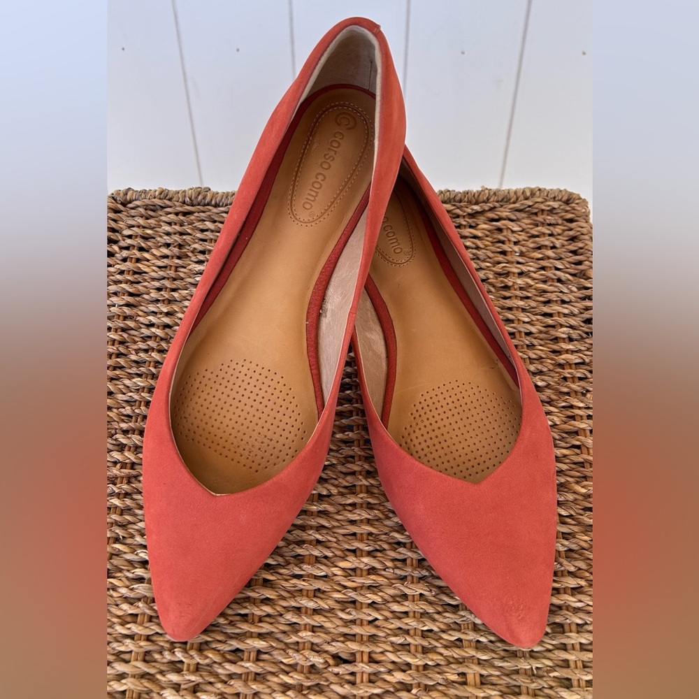 Corso Como Women’s‎ Julia Suede Leather Pointed Toe Flat Orange Size 8.5M